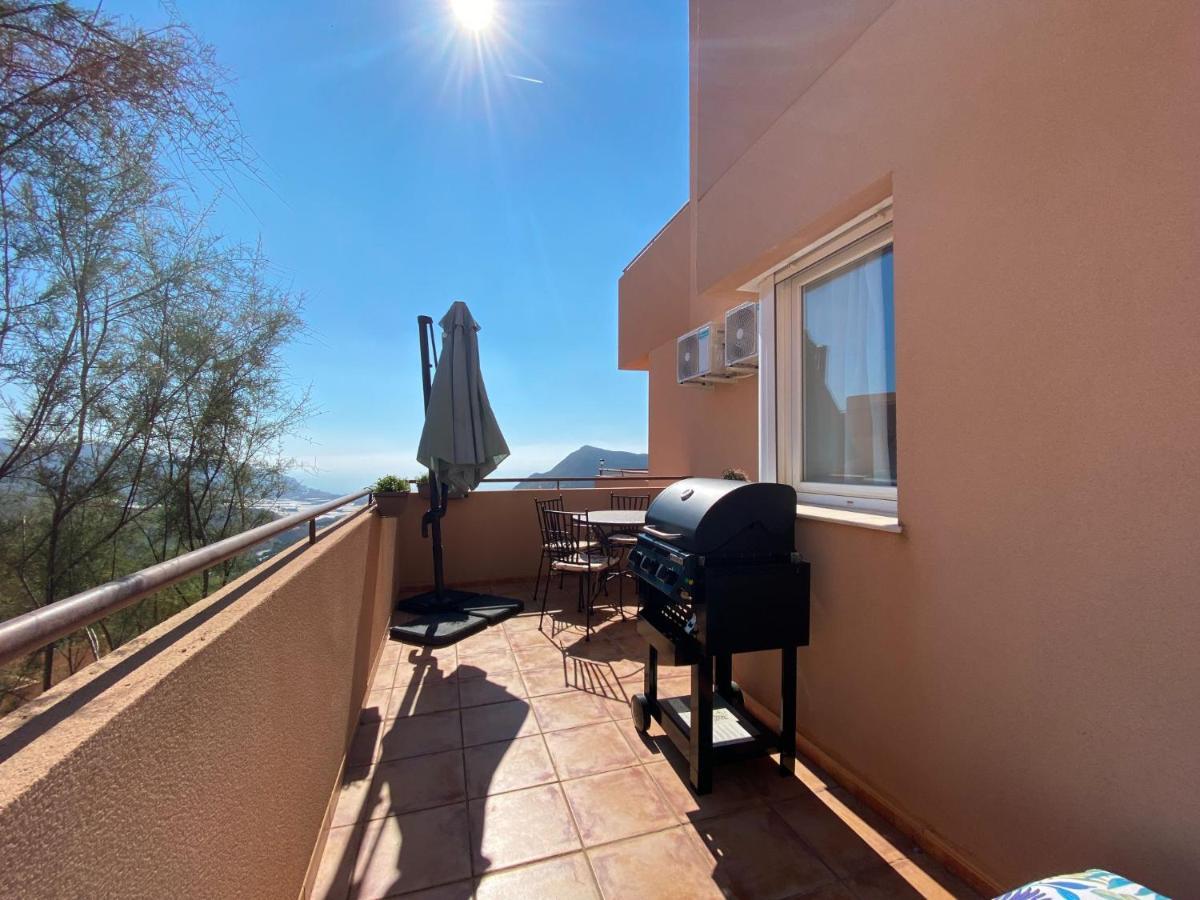Mountain Nest Apartment Алмерия Екстериор снимка