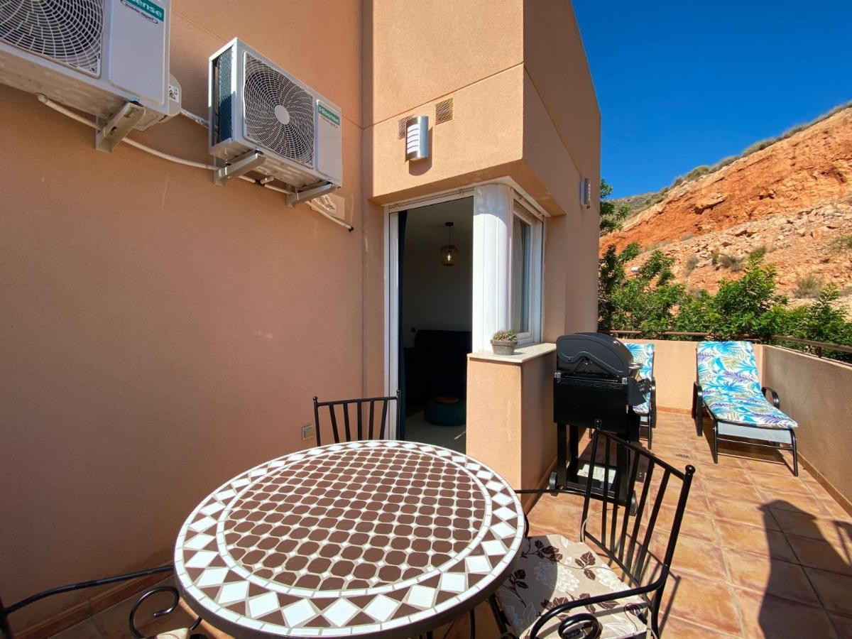 Mountain Nest Apartment Алмерия Екстериор снимка